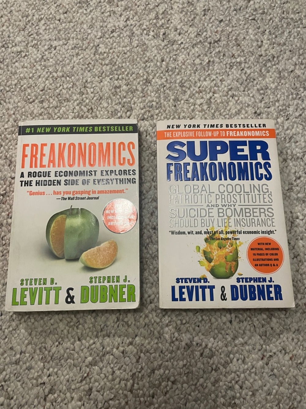 Freakonomics & SuperFreakonomics Paperback Book Duo - White, Green, Blue